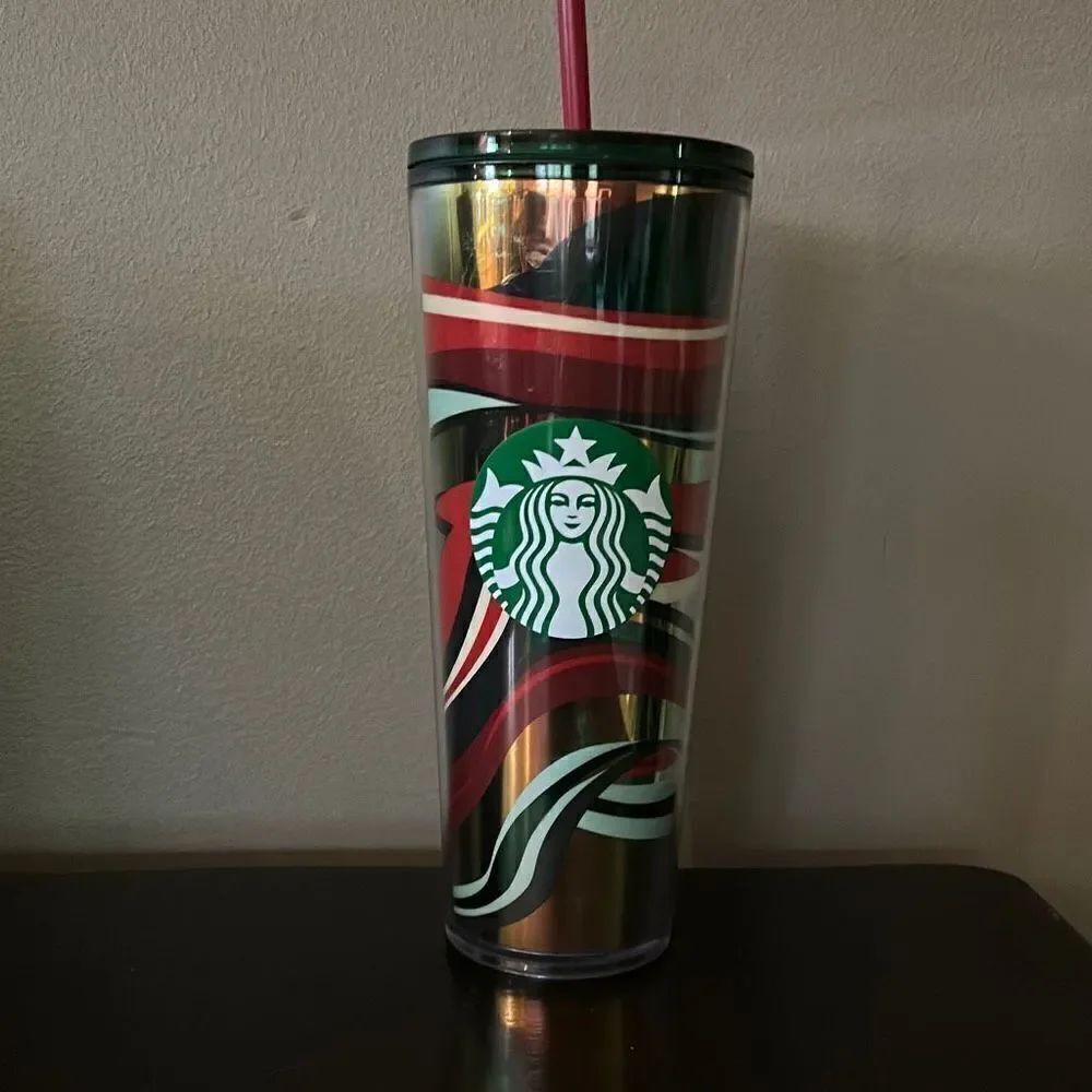 Starbucks 24 oz  Holiday Tumbler with Straw